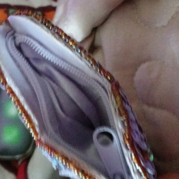 Vintage butterfly coin wallet - Picture 2 of 3